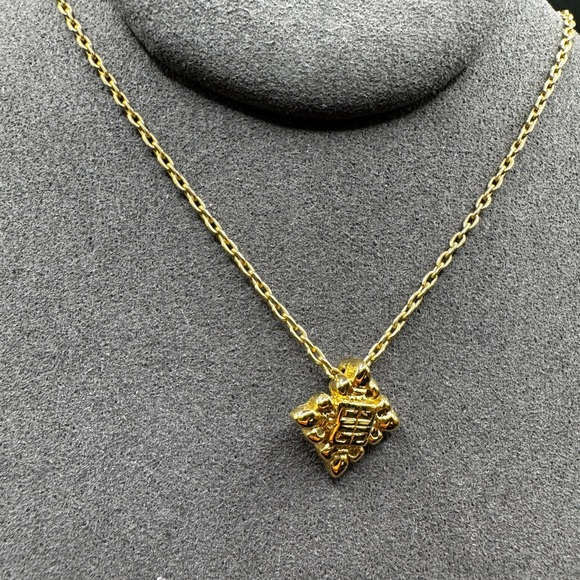 LOT 1408 18K gold plated Givenchy necklace micro size - Picture 3 of 8